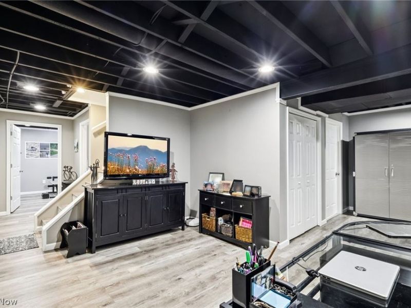 2430 Towpath Boulevard, Cuyahoga Falls, OH 44313 Photo 26