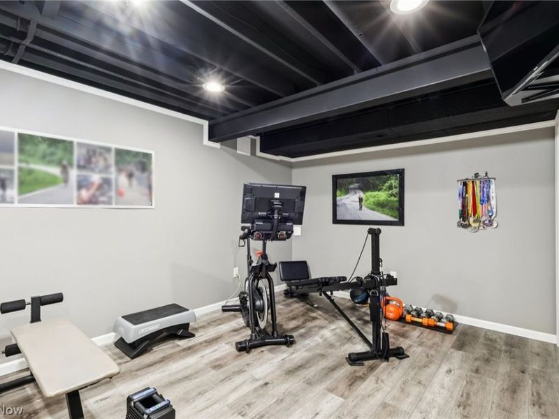 2430 Towpath Boulevard, Cuyahoga Falls, OH 44313 Photo 29