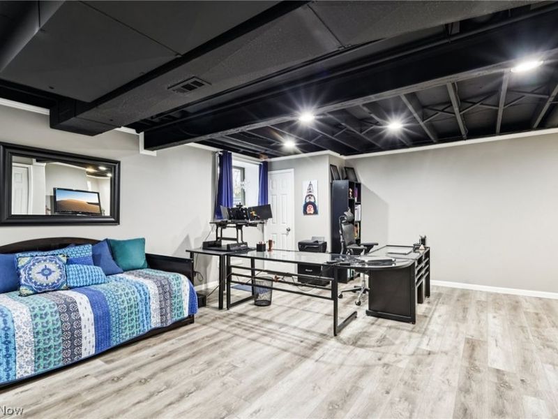 2430 Towpath Boulevard, Cuyahoga Falls, OH 44313 Photo 32