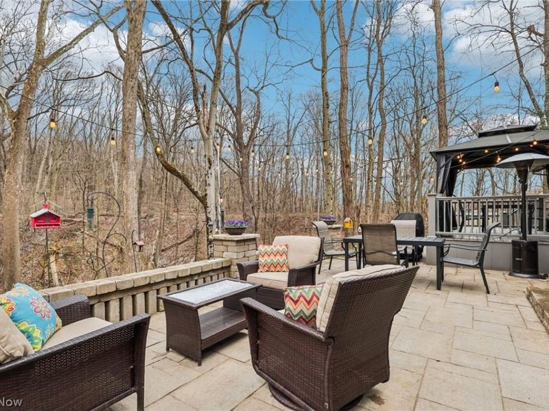 2430 Towpath Boulevard, Cuyahoga Falls, OH 44313 Photo 35