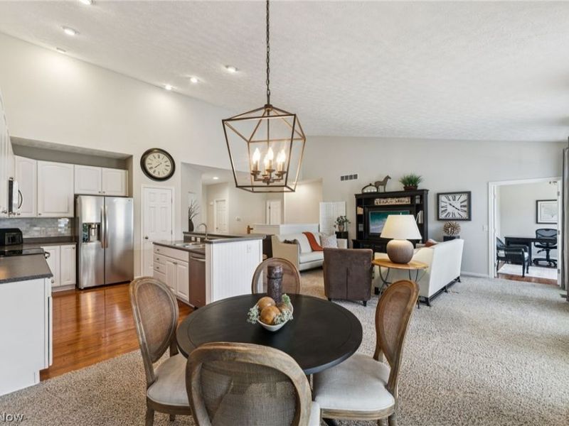 898 Willow Creek Drive, Fairlawn, OH 44333 Photo 8