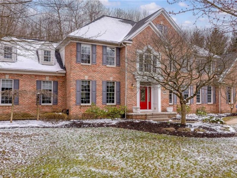 7442 Worlington Drive, Solon, OH 44139 Photo 2