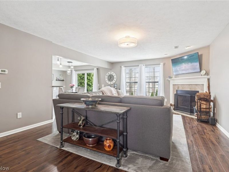 3645 Firethorn Drive, Aurora, OH 44202 Photo 2