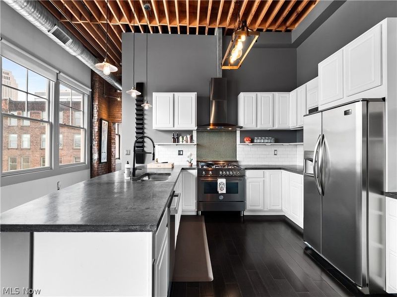 1260 W 4th Street, Unit 604, Cleveland, OH 44113 Photo 16