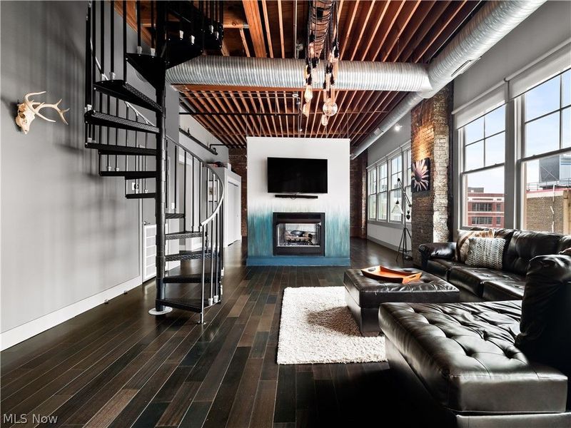 1260 W 4th Street, Unit 604, Cleveland, OH 44113 Photo 4