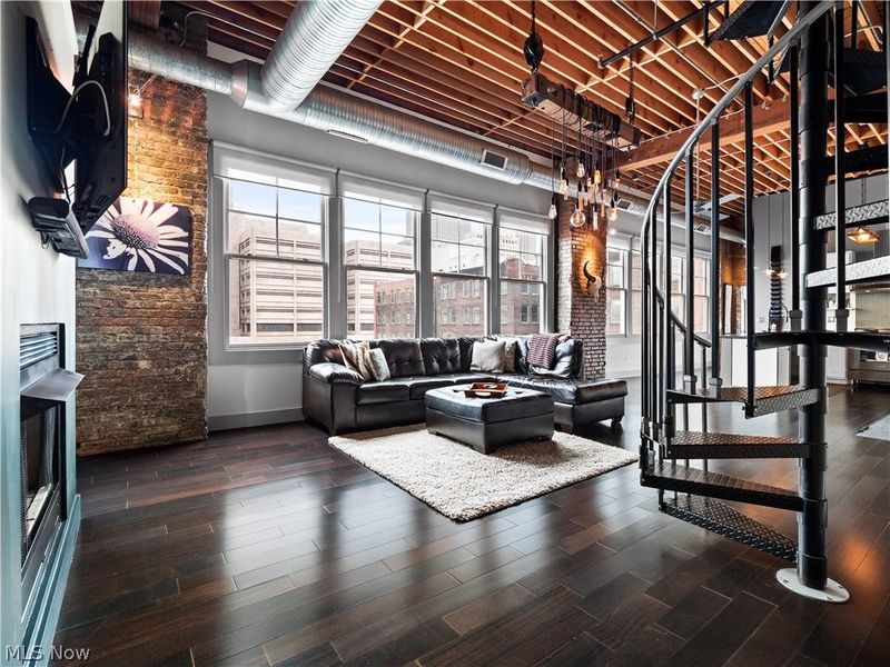 1260 W 4th Street, Unit 604, Cleveland, OH 44113 Photo 8