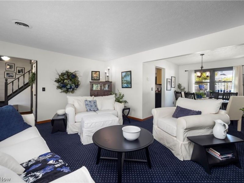 2630 Robinhood Drive, Lorain, OH 44053 Photo 5