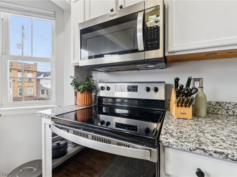 5412 Bridge Avenue, Cleveland, OH 44102 Photo 11