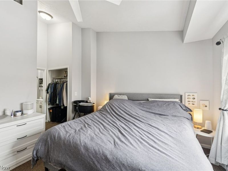 5412 Bridge Avenue, Cleveland, OH 44102 Photo 18