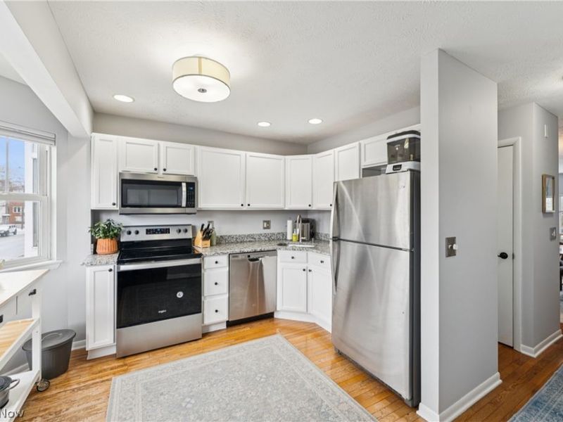 5412 Bridge Avenue, Cleveland, OH 44102 Photo 9