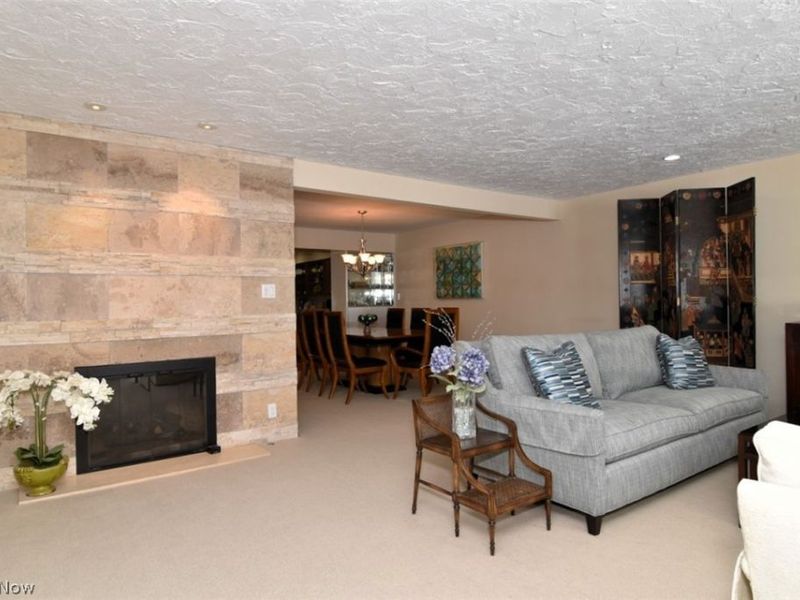 23499 Shelburne Road, Shaker Heights, OH 44122 Photo 5