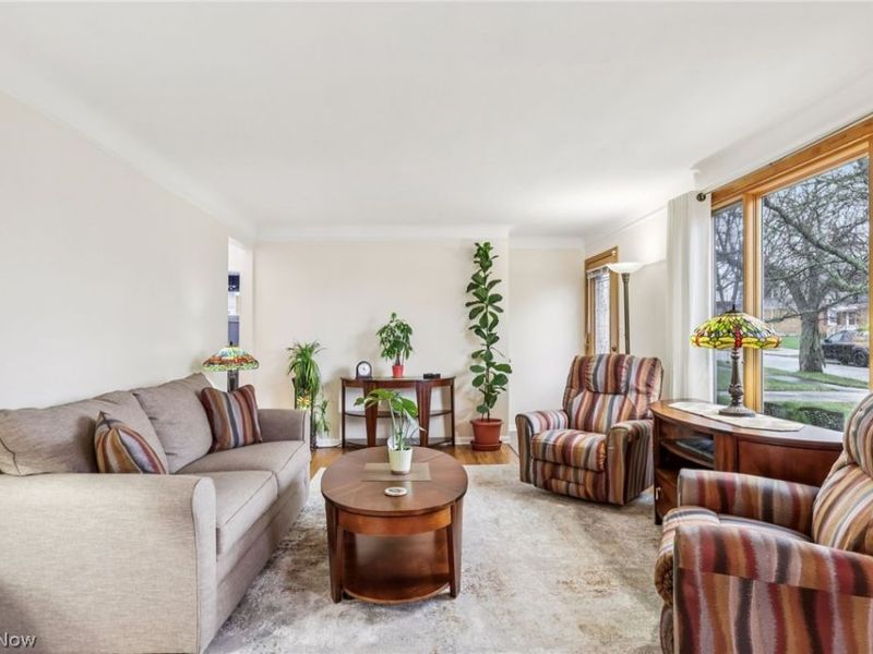 10860 Ronald Drive, Parma, OH 44130 Photo 11