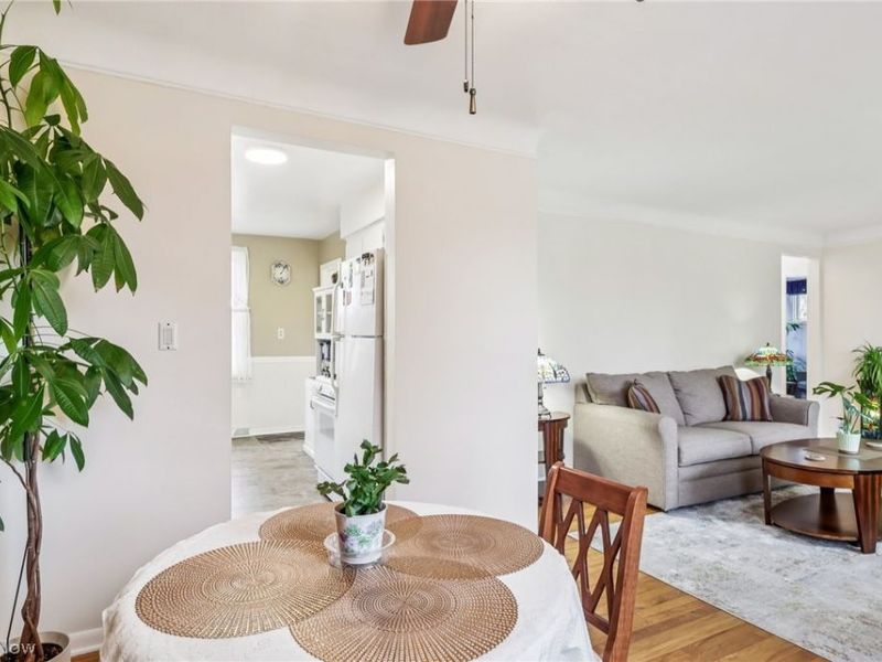 10860 Ronald Drive, Parma, OH 44130 Photo 15