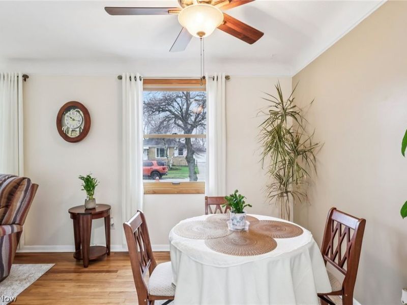 10860 Ronald Drive, Parma, OH 44130 Photo 16