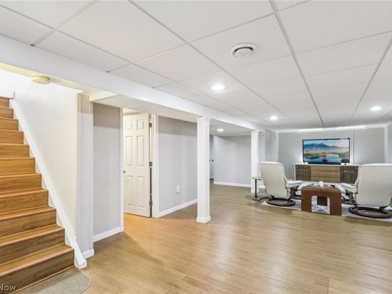 10860 Ronald Drive, Parma, OH 44130 Photo 30