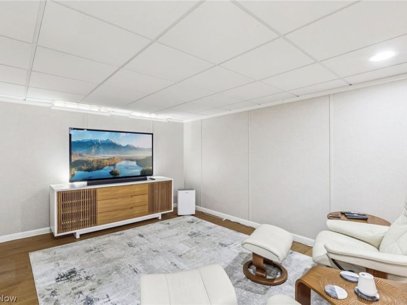 10860 Ronald Drive, Parma, OH 44130 Photo 32