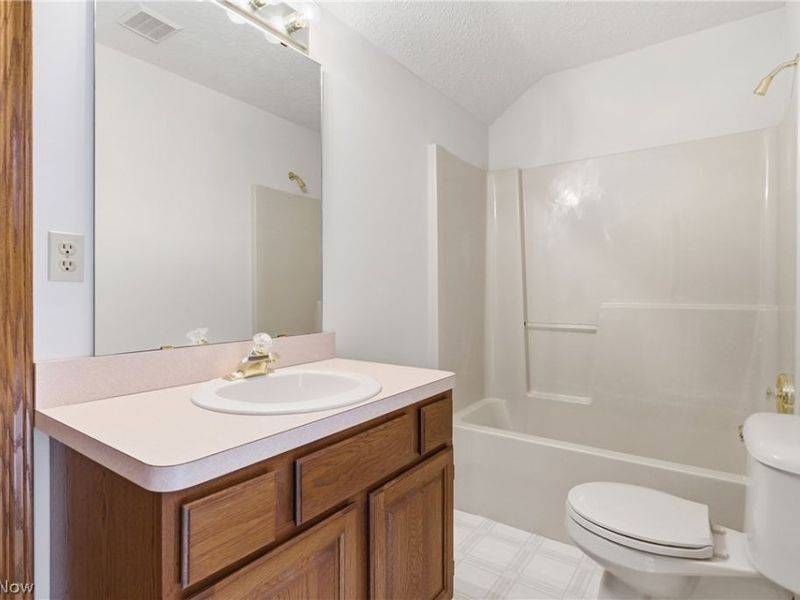 19880 Shenandoah Ridge, Strongsville, OH 44149 Photo 32