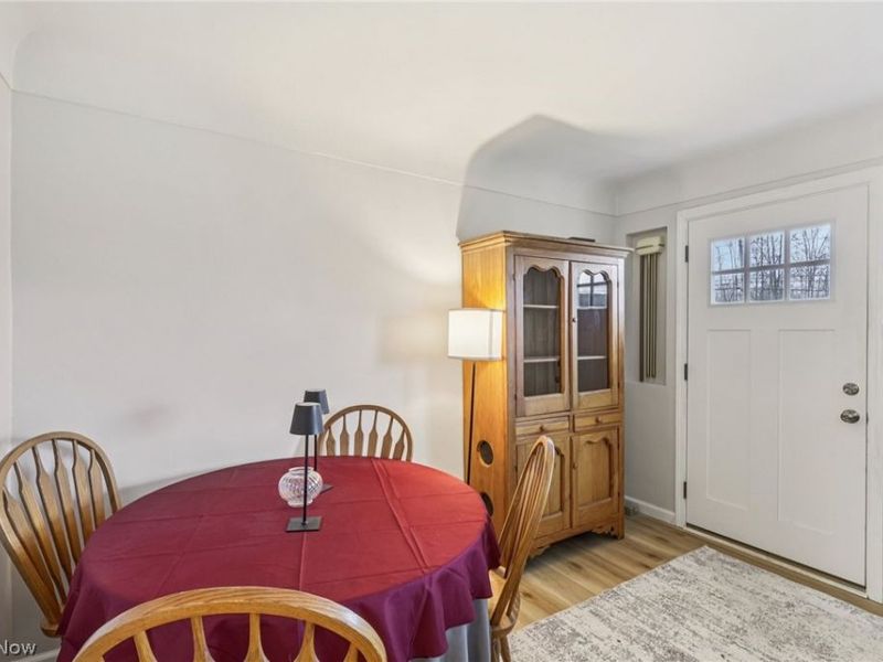 34825 Aurora Road, Solon, OH 44139 Photo 4