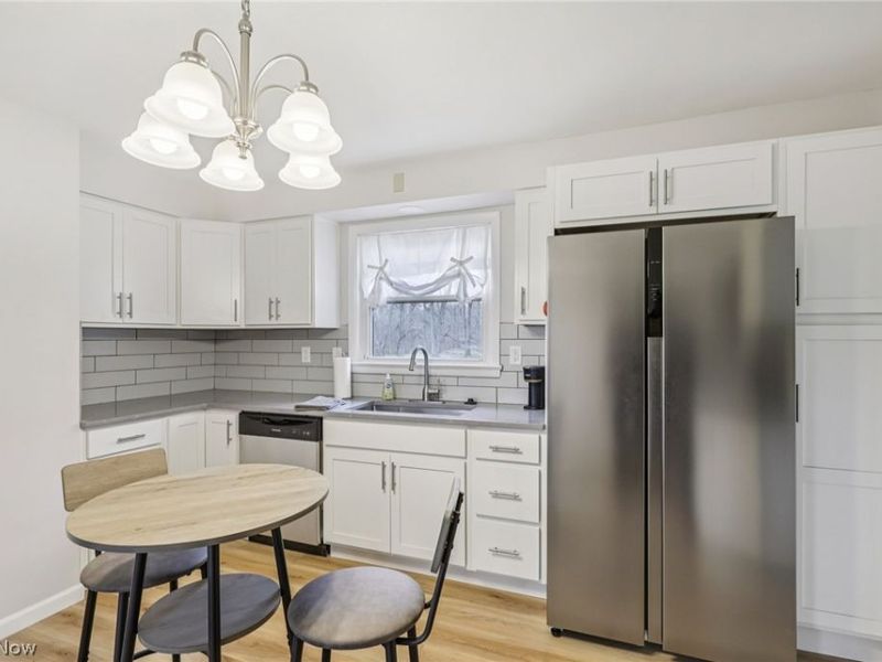 34825 Aurora Road, Solon, OH 44139 Photo 7