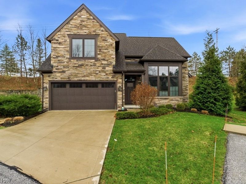 39540 Tudor Drive, Willoughby, OH 44094 Photo 1