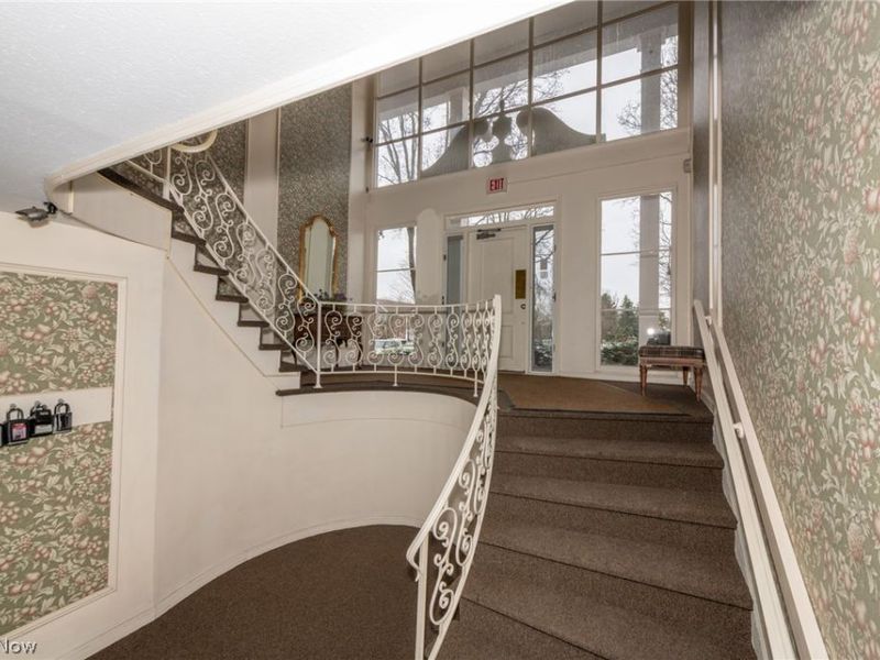 77 Atterbury Boulevard, Unit 308, Hudson, OH 44236 Photo 3