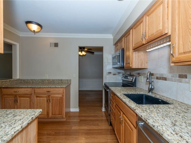 77 Atterbury Boulevard, Unit 308, Hudson, OH 44236 Photo 6