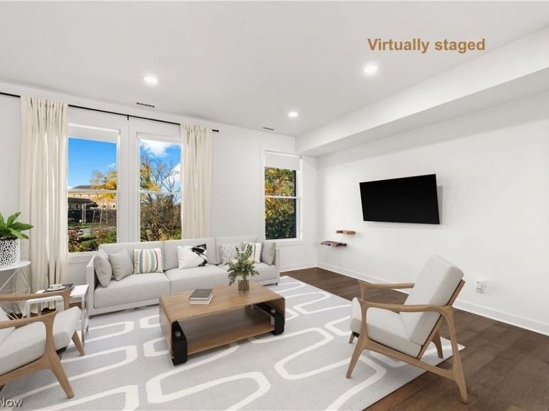 11203 N Park Place, Cleveland, OH 44104 Photo 3