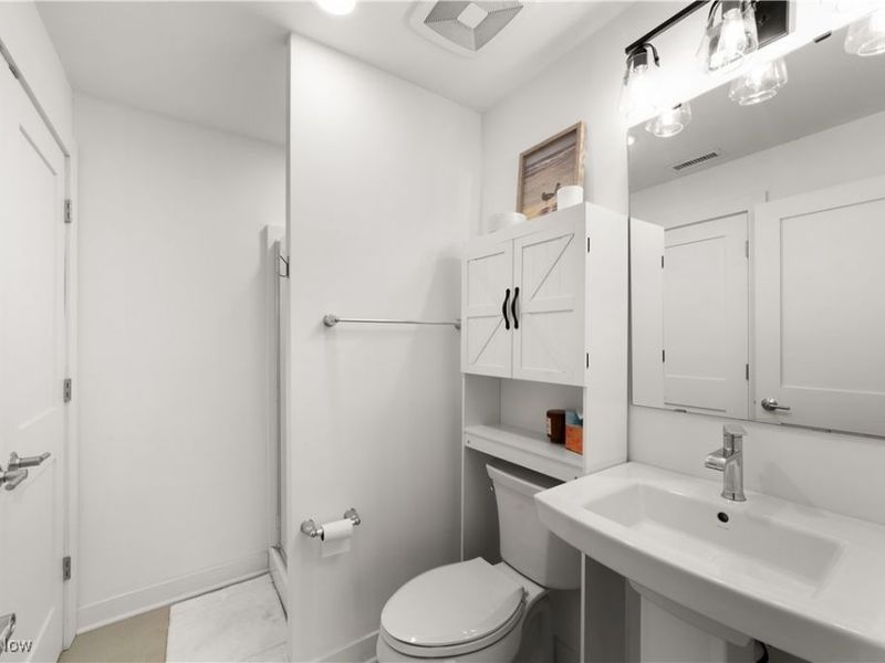 11203 N Park Place, Cleveland, OH 44104 Photo 38