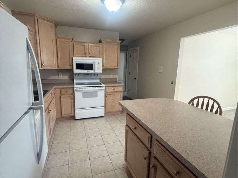 3649 Indian Run Drive, Canfield, OH 44406 Photo 5