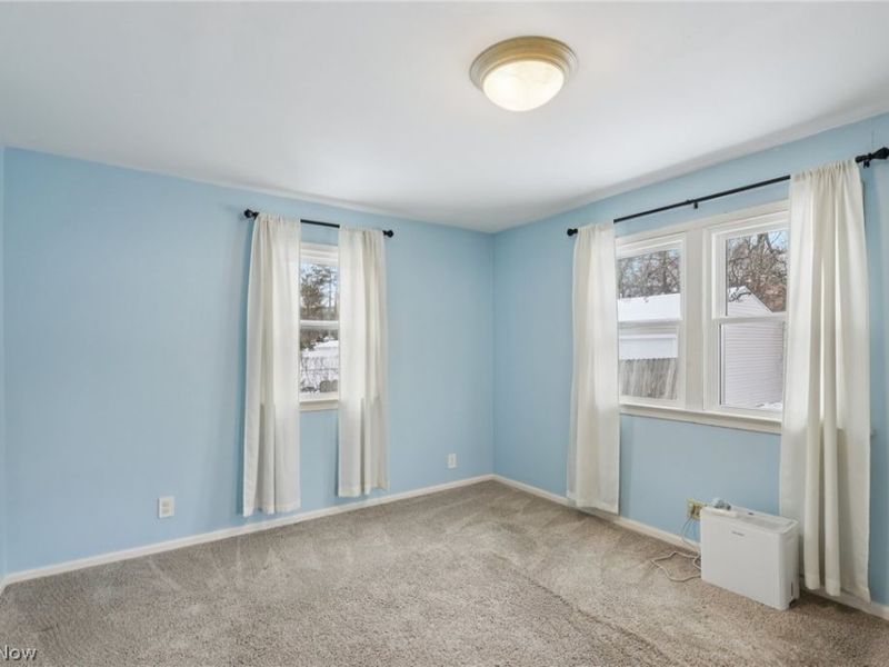 1606 Parker Drive, Mayfield Heights, OH 44124 Photo 12