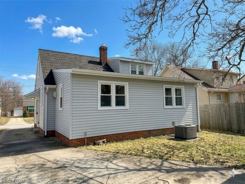 1606 Parker Drive, Mayfield Heights, OH 44124 Photo 28