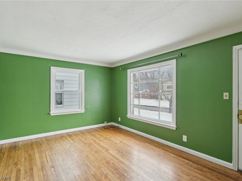 1606 Parker Drive, Mayfield Heights, OH 44124 Photo 3