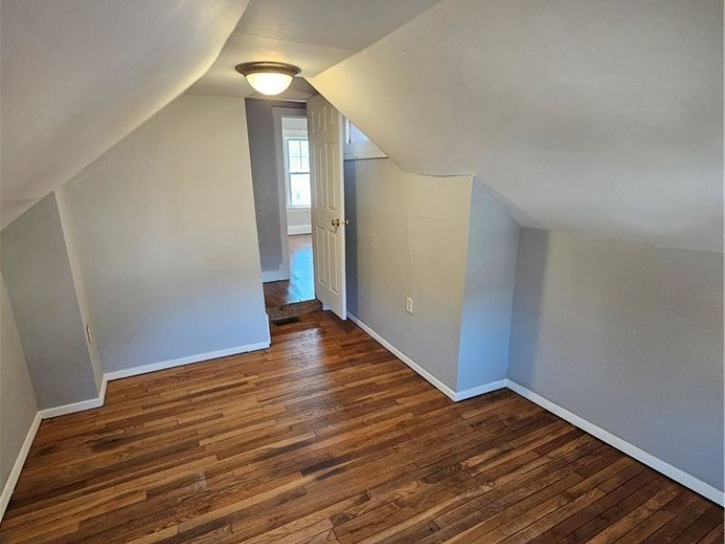 7010 Wakefield Avenue, Cleveland, OH 44102 Photo 12