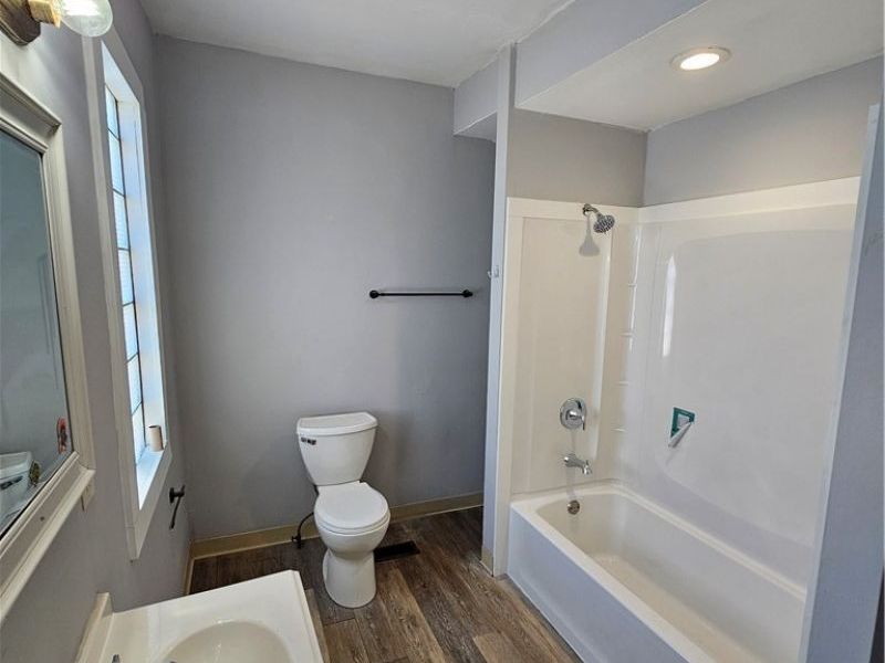 7010 Wakefield Avenue, Cleveland, OH 44102 Photo 6