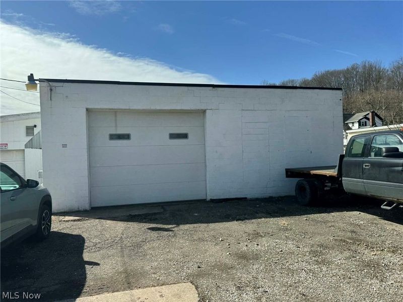 1020 W 1st Street, Uhrichsville, OH 44683 Photo 1