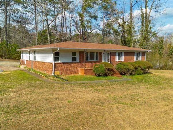 610 Oxbo Road, Roswell, GA 30075