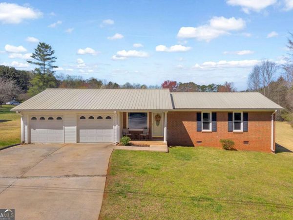 586 Eastanollee Bypass, Eastanollee, GA 30538