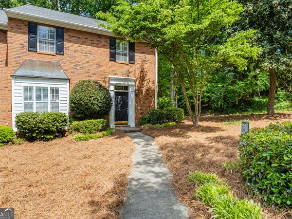 1160 Windsor Parkway, Unit 8, Atlanta, GA 30319