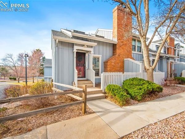 2661 Hatch Circle, Colorado Springs, CO 80918