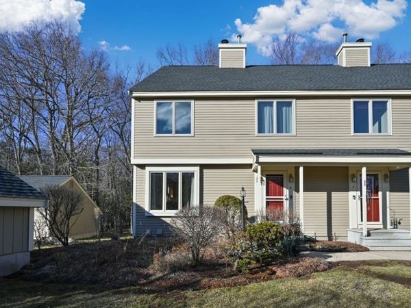 23 Tulip Circle, Unit 9, Haverhill, MA 01830