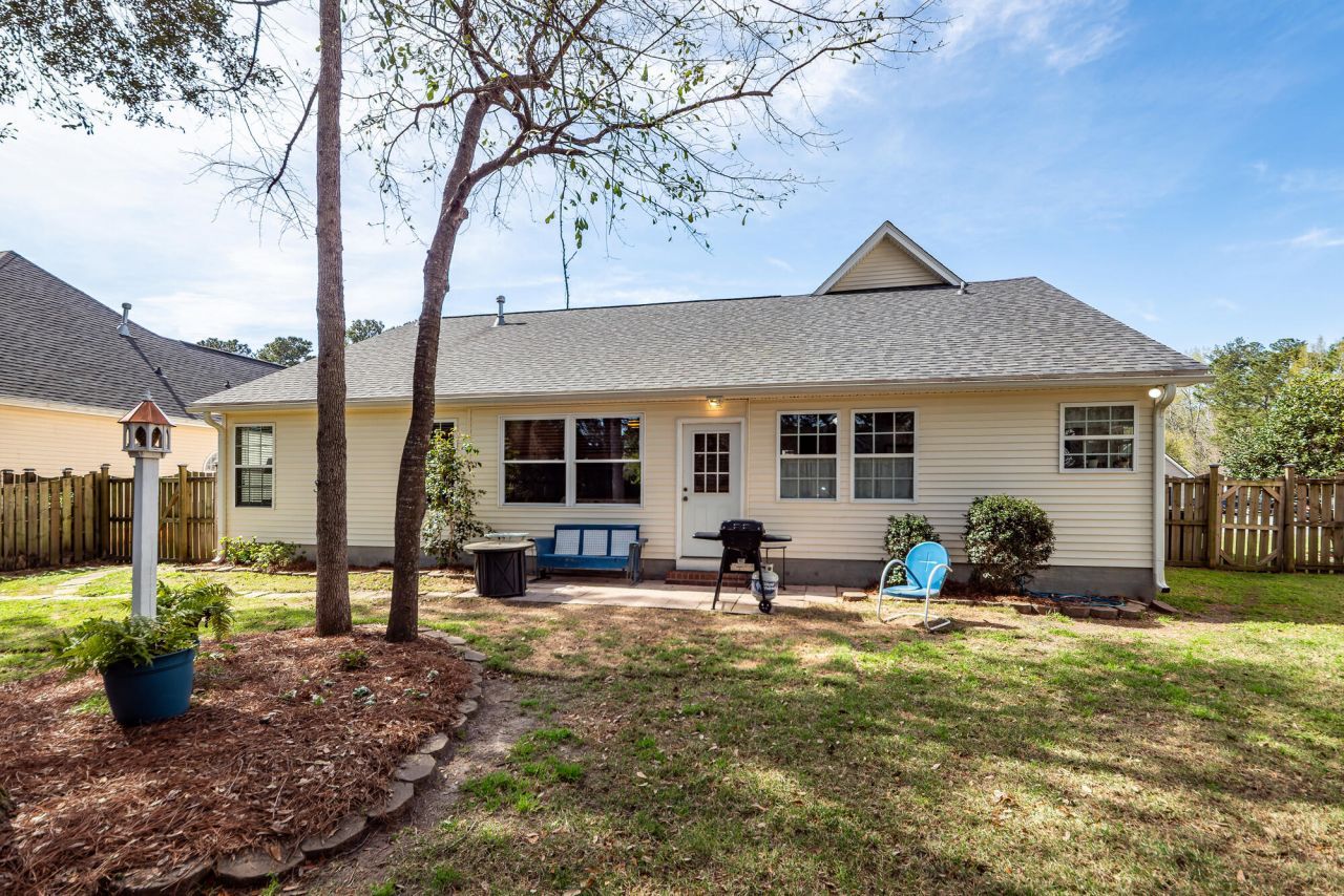 110 Horse Shoe Bay Court Photo 14