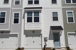 1046 Old Cypress Run photo 4