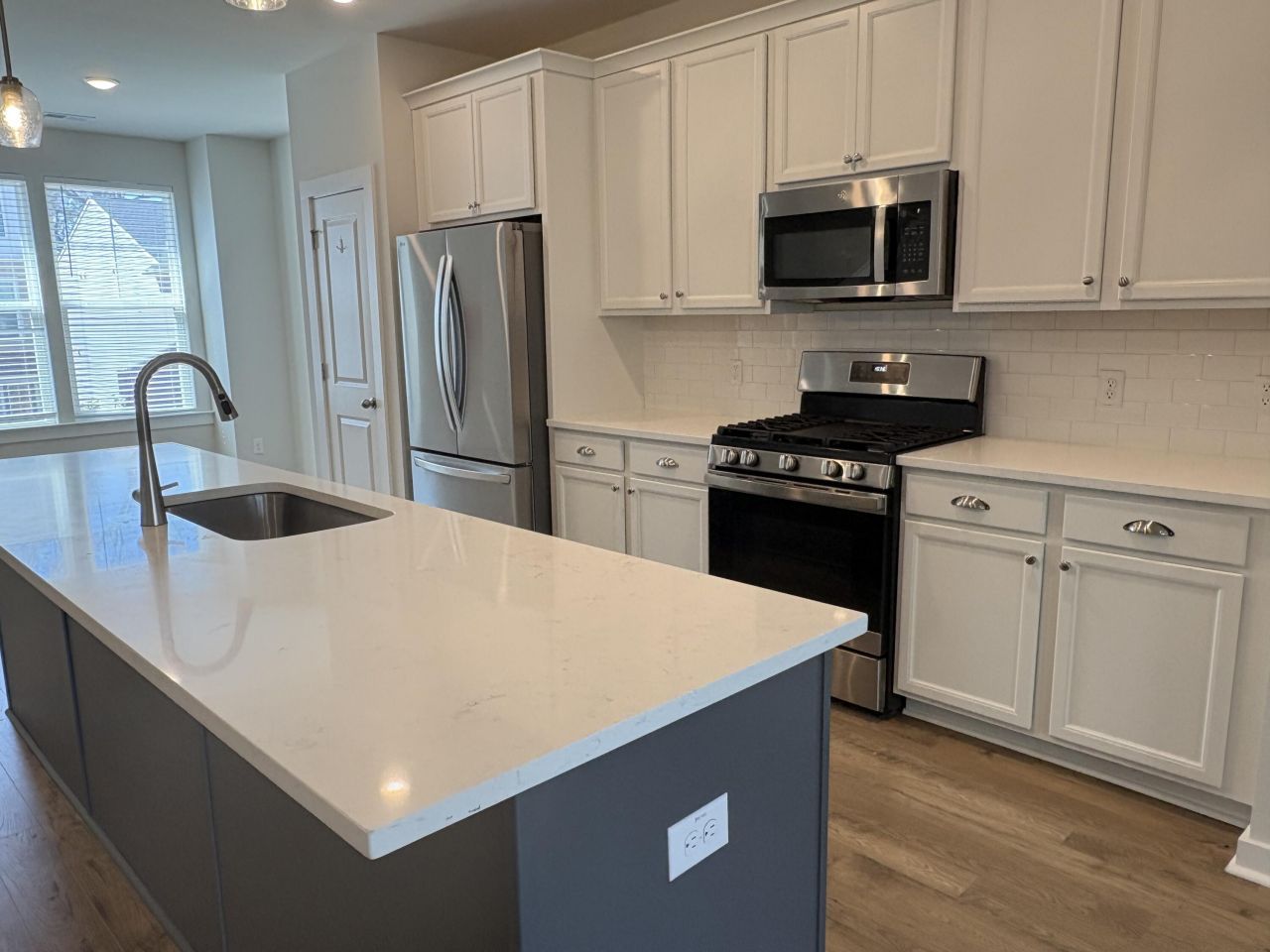 1046 Old Cypress Run Photo 4