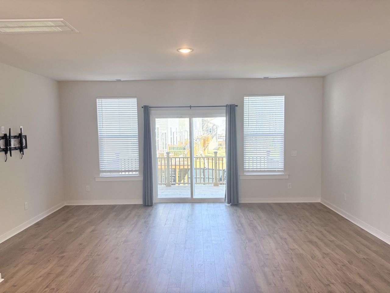 1046 Old Cypress Run Photo 6