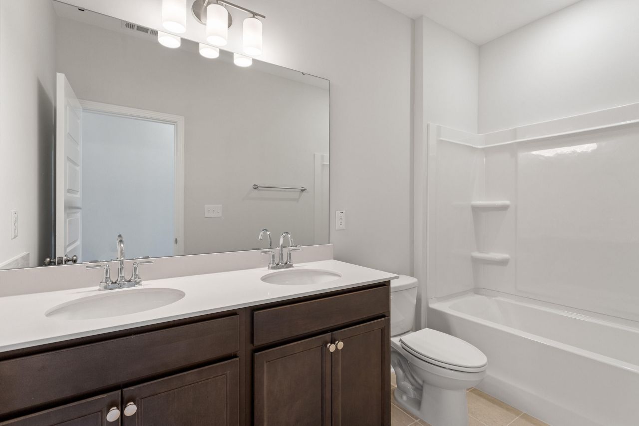 60 Crosswick Street Photo 26