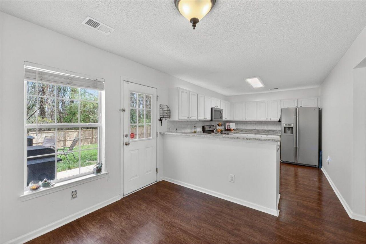 4012 Carolina Bay Drive Photo 12