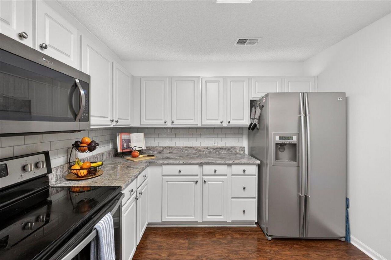 4012 Carolina Bay Drive Photo 17