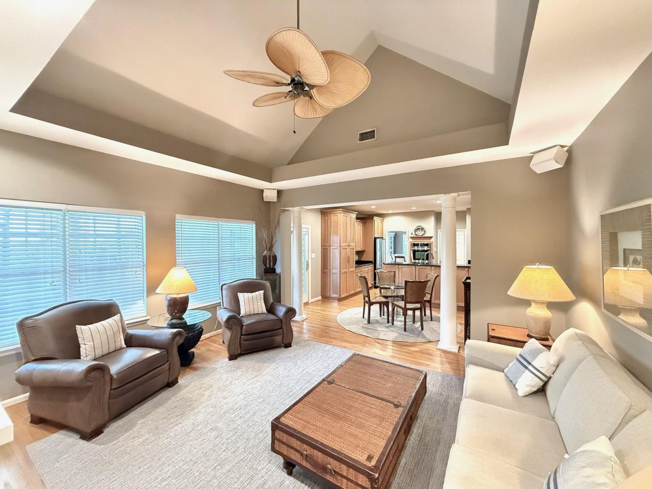 213 Ashmont Drive Photo 10