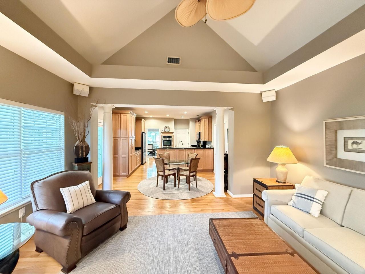 213 Ashmont Drive Photo 12