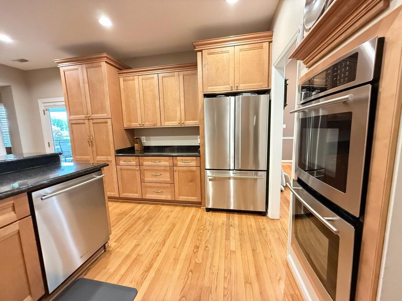 213 Ashmont Drive Photo 16